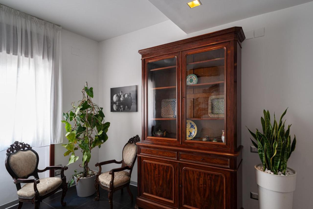 President Suite Salerno Buitenkant foto